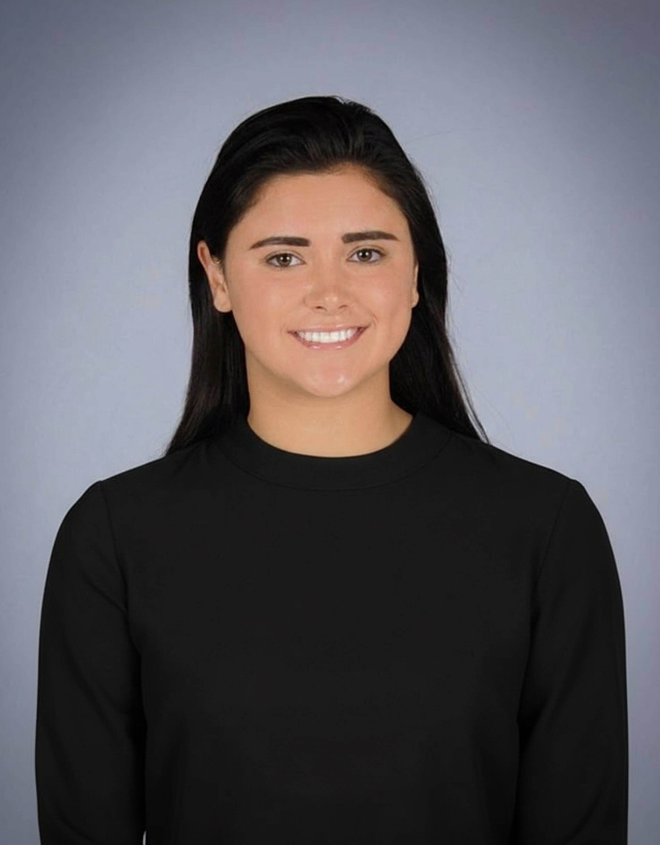 Portrait of Hanna Deringer, Associate at Alta